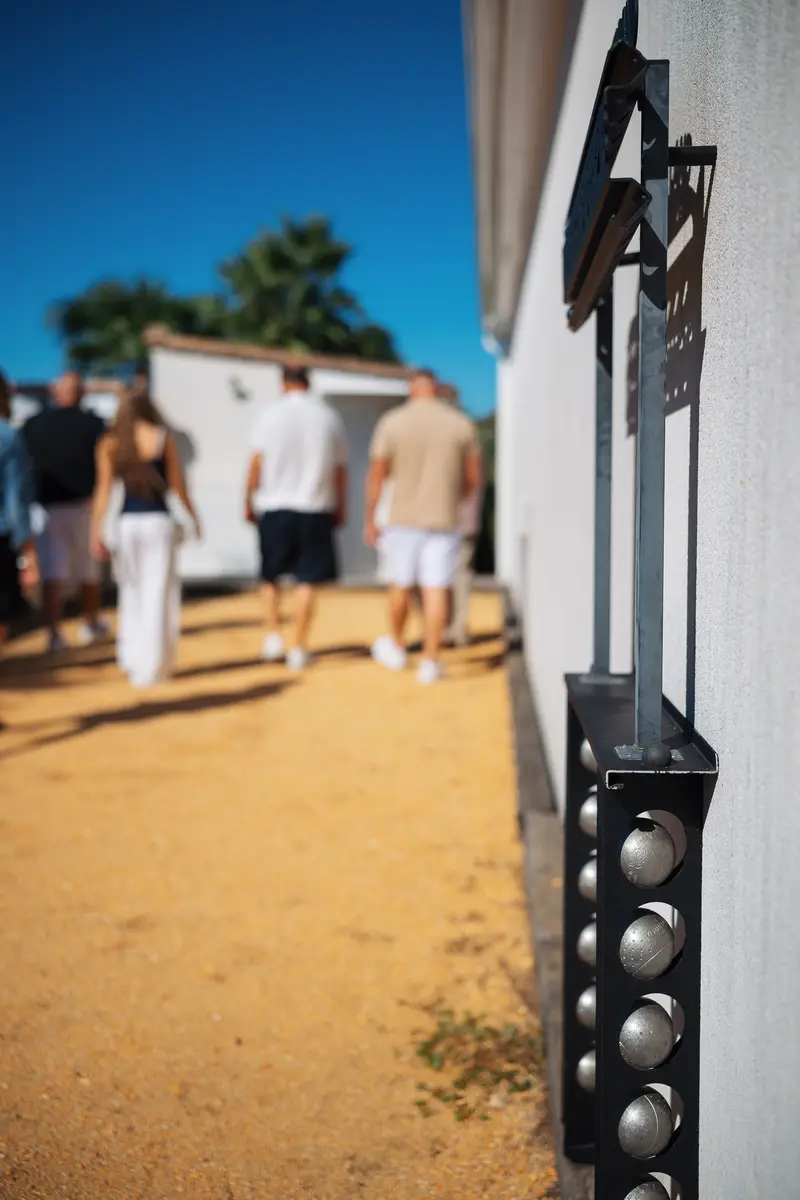 Partie de pétanque sur le boulodrome